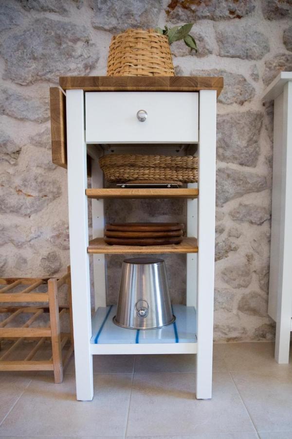 Apartma Nera *